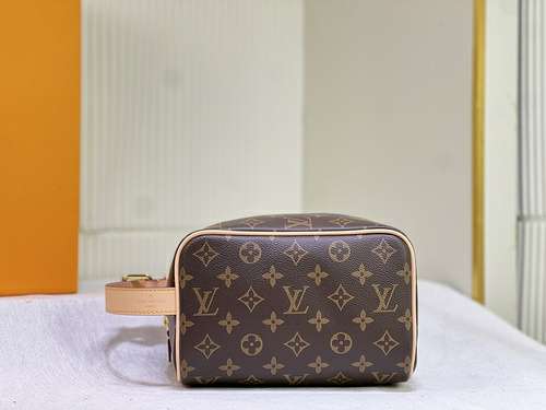 Picture of LV Lady Handbags _SKUfw156181823fw